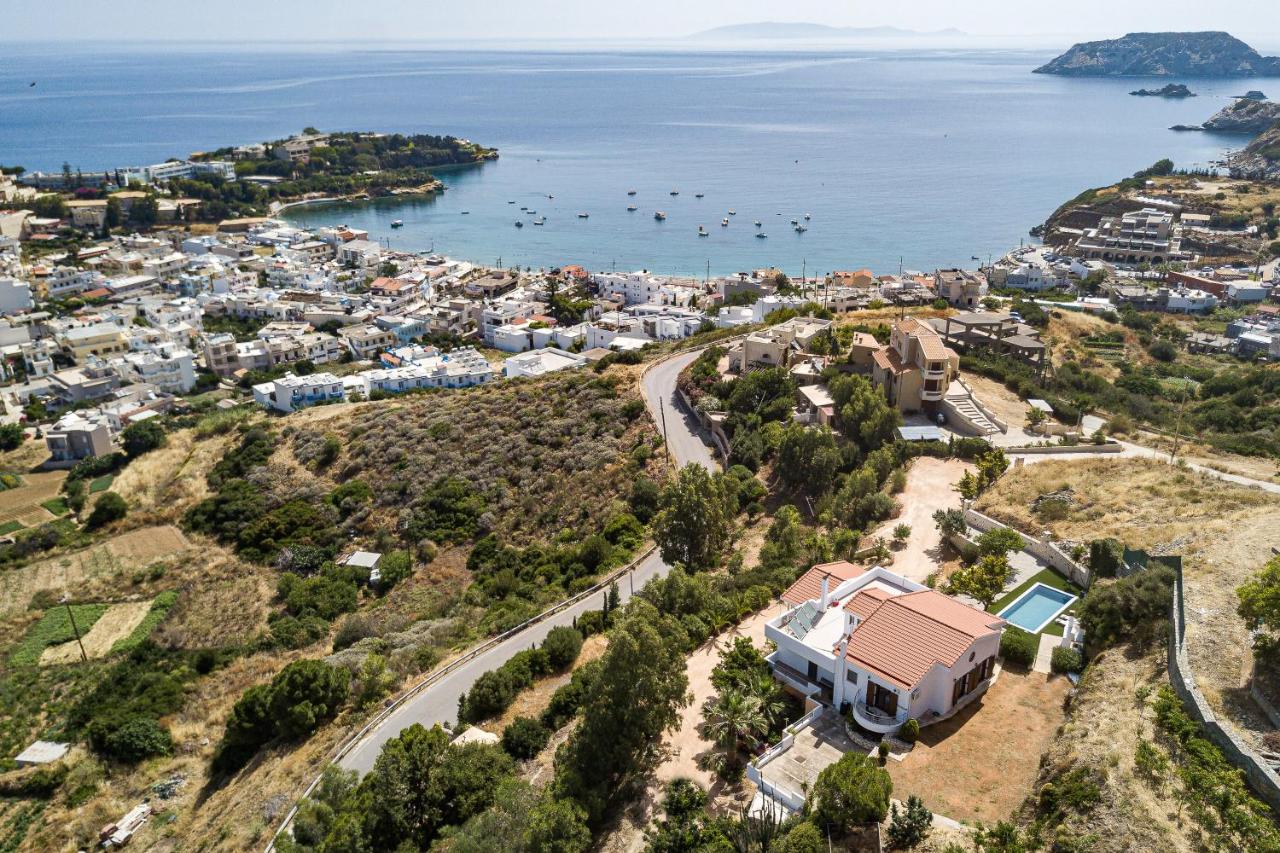 Veranda Sea View Villa, Walking Distance to Beach, By ThinkVilla - B&B Agía Pelagía