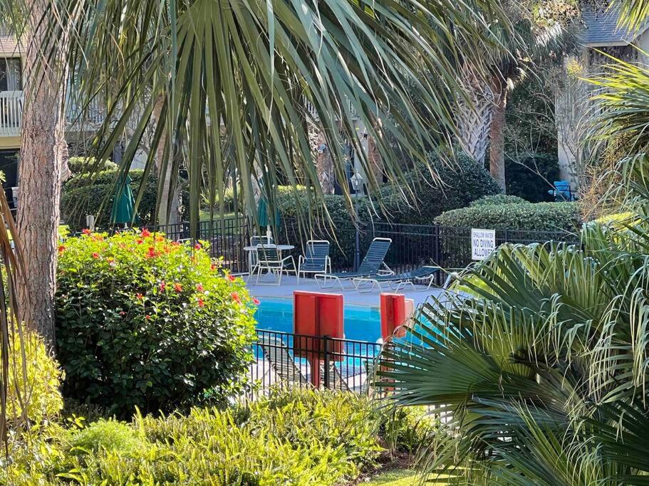 Spacious, cozy villa w/parking in Coligny Villas - B&B Hilton Head Island