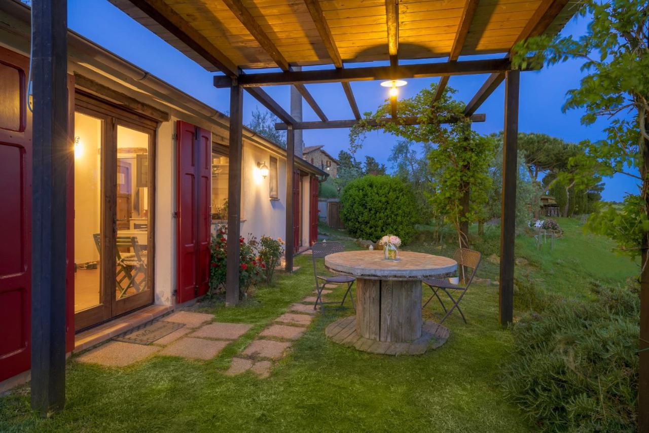 One-Bedroom Apartment with Garden View