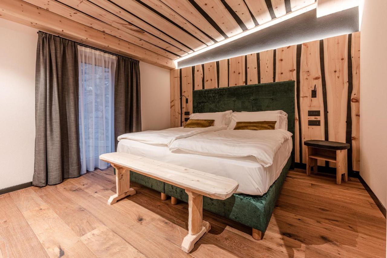 Deluxe Suite mit Whirlpool-Badewanne