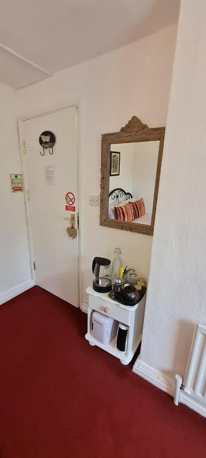 Double Room with Shared Bathroom (Back)