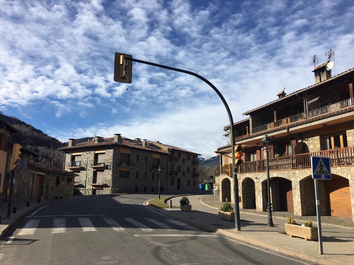 LLANARS, en Vall de CAMPRODON Vistas Montaña de frente, ASCENSOR, Orientación Sur, Chimenea, WIFI, MOLLÓ PARK, VALLTER, HÍPICA, GOLF - Chambres d’hôtes