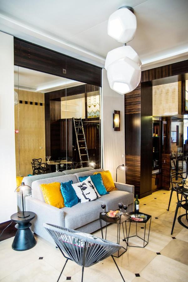 Studio boisé à 2 pas du jardin du Luxembourg - B&B Parigi