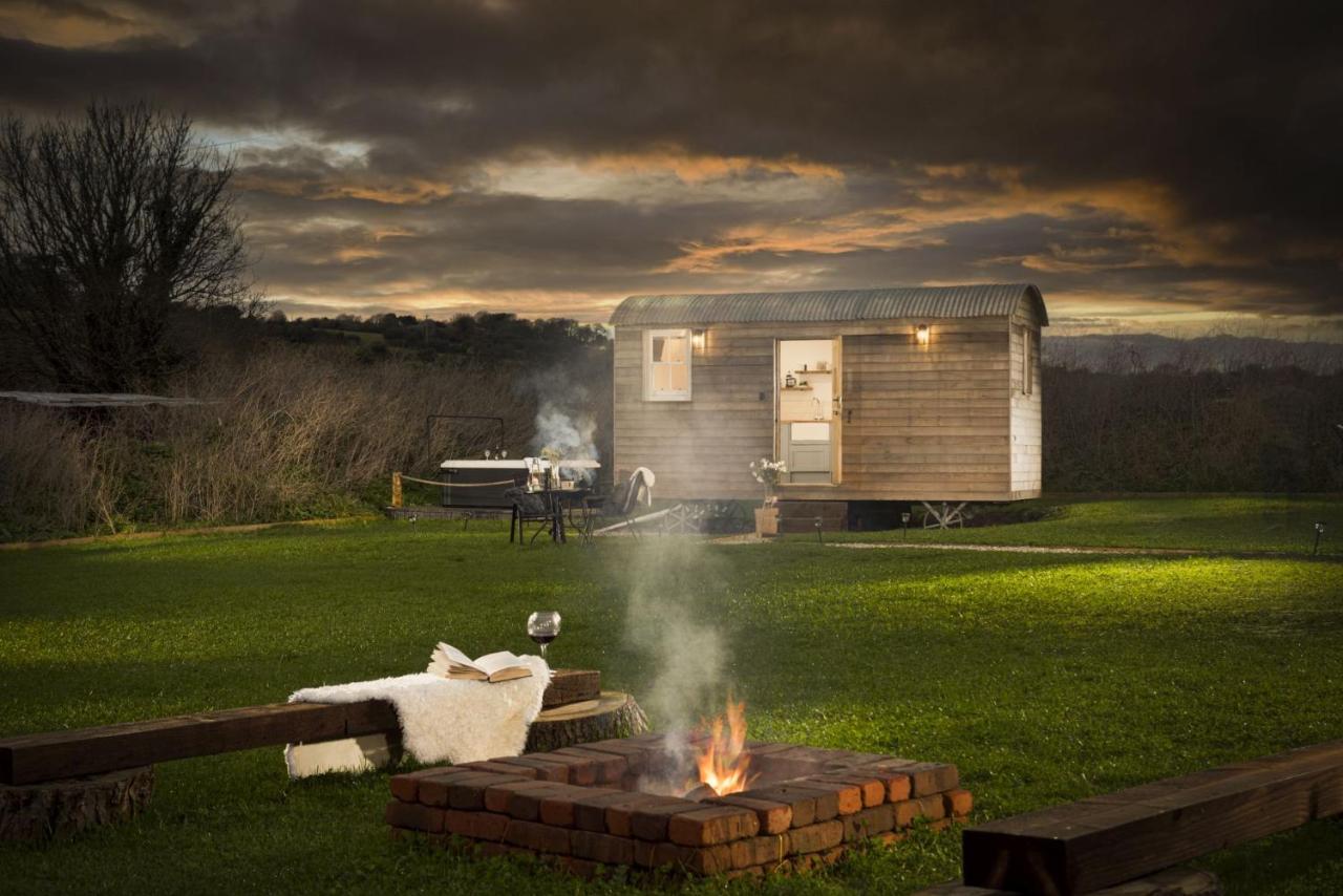 B&B Ludgvan - Nori's Nest, Shepherds Hut, Croft Hooper - Bed and Breakfast Ludgvan