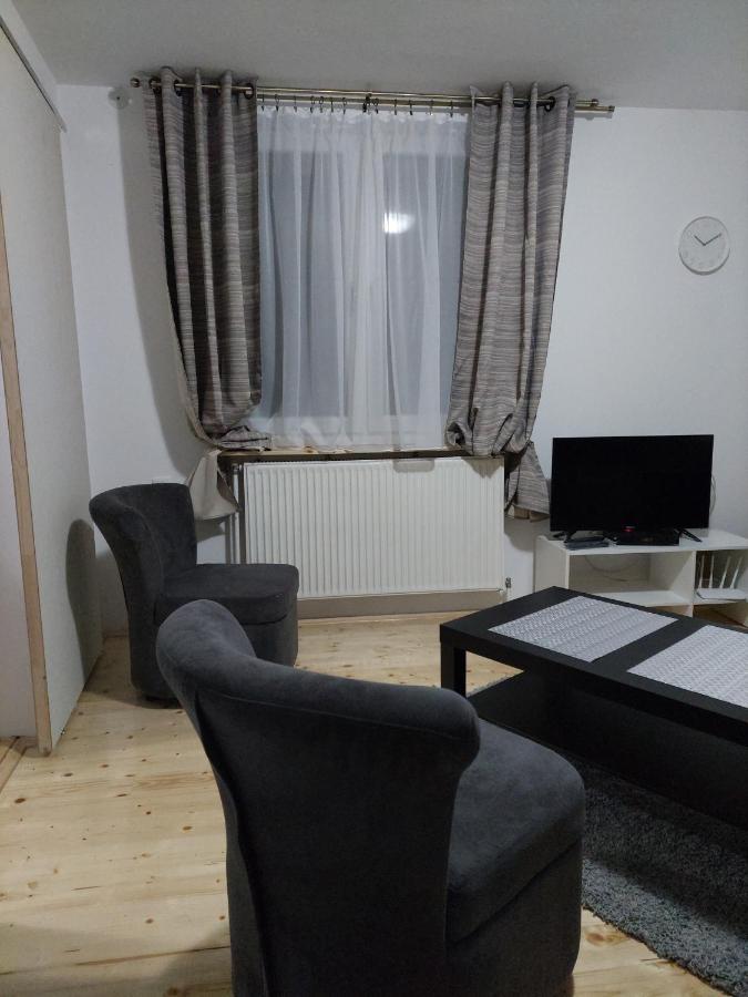 B&B Kragujevac - Apartman Centar - Bed and Breakfast Kragujevac