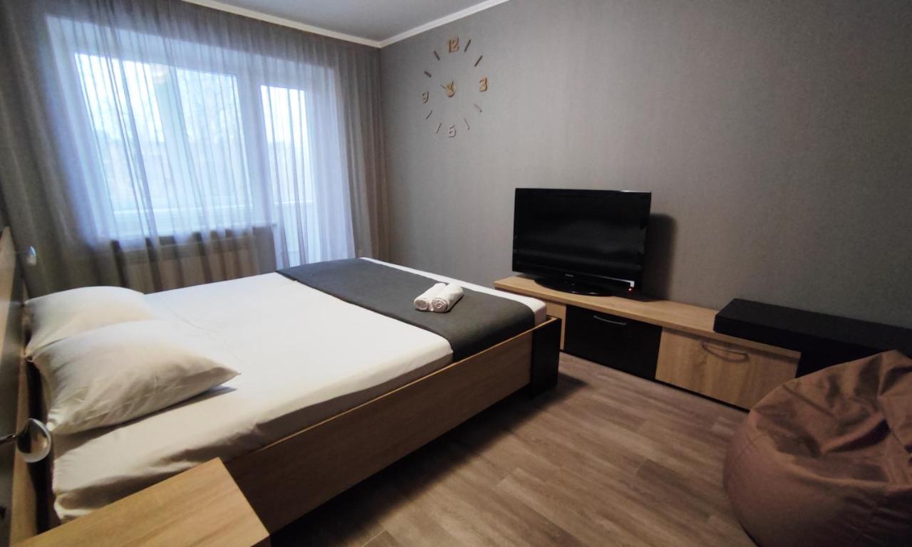 B&B Kryvyi Rih - Двухкомнатные апартаменты центр Mystetsʹka 3 KR Apartments - Bed and Breakfast Kryvyi Rih