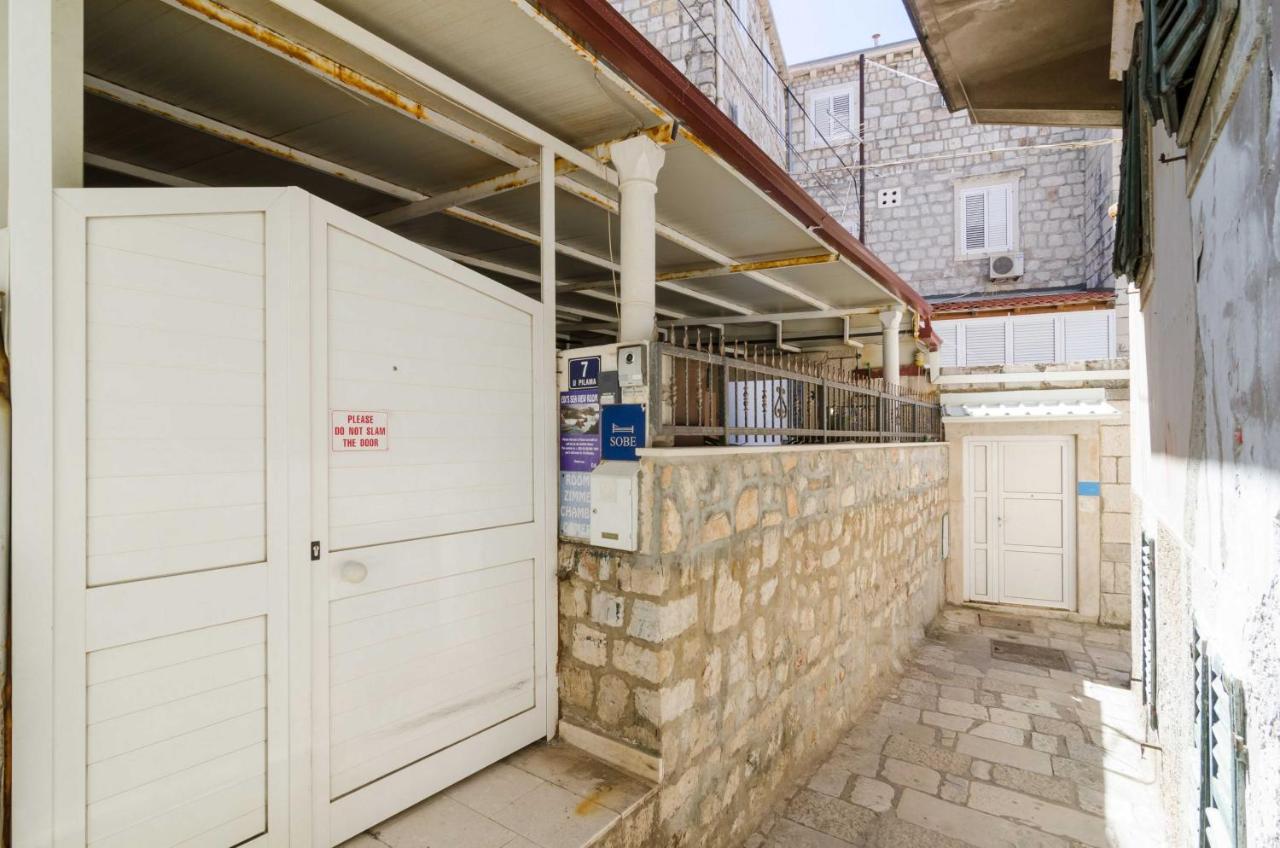 Double Room with Street View