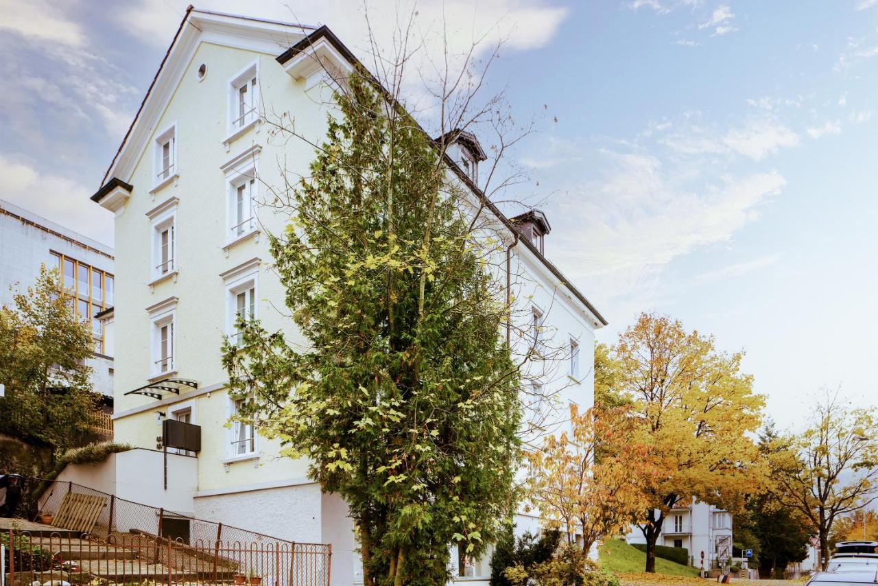 VISIMO Apartments Felsenstrasse St Gallen - Elegant heritage building in a quiet neighbourhood - Chambres d'hôtes Saint-Gall
