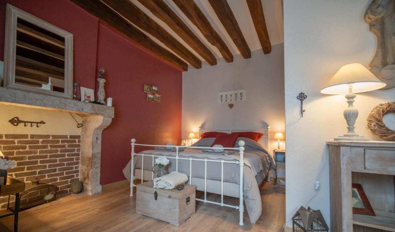 Driepersoonskamer met Eigen Externe Badkamer