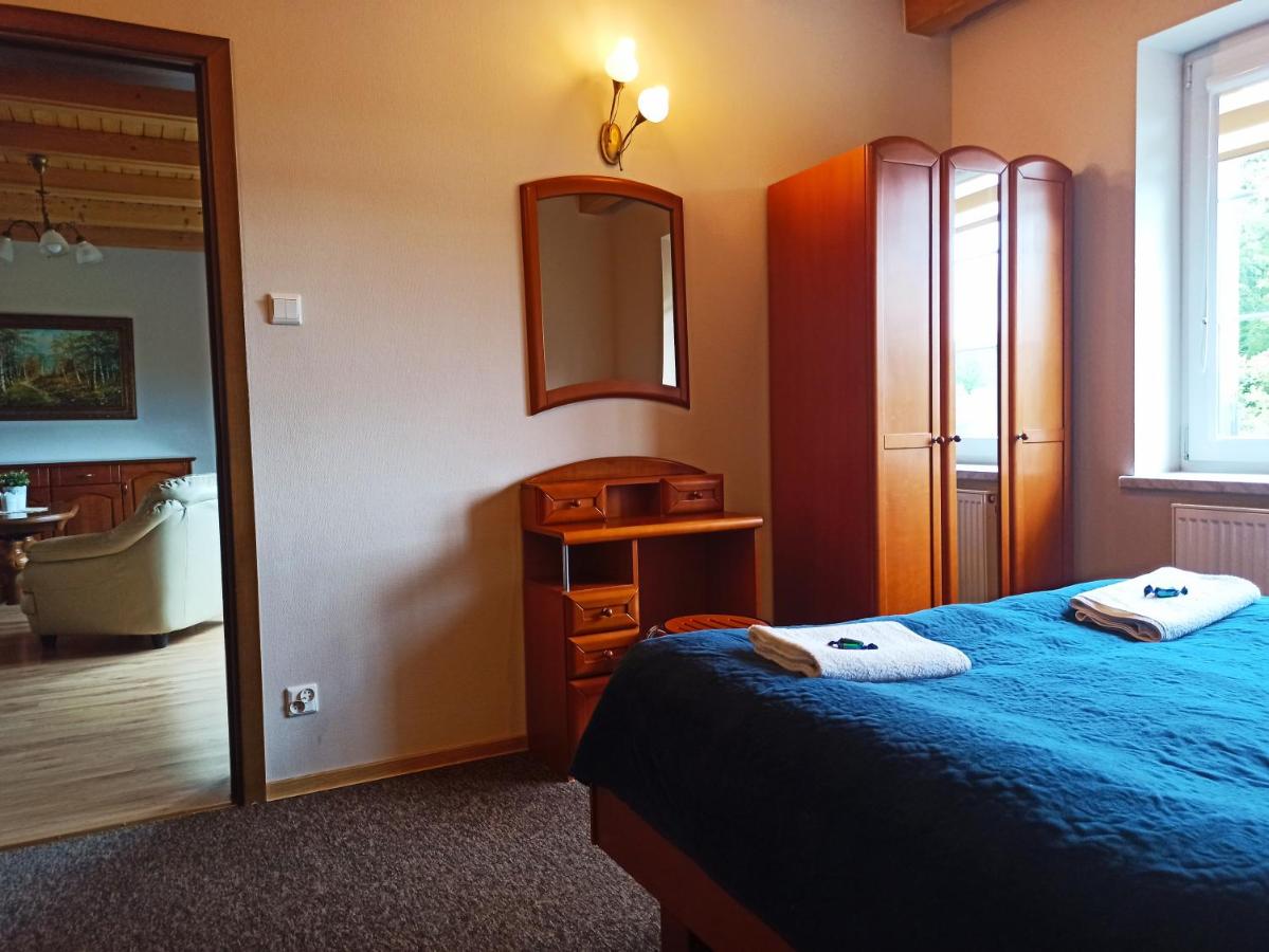 Apartment mit Balkon