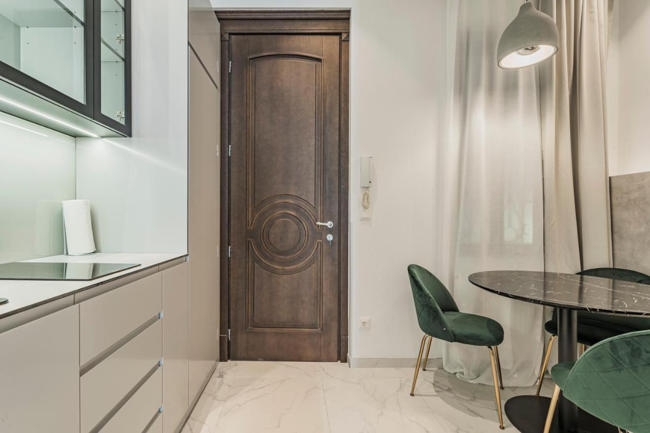 Deluxe Apartment #22
