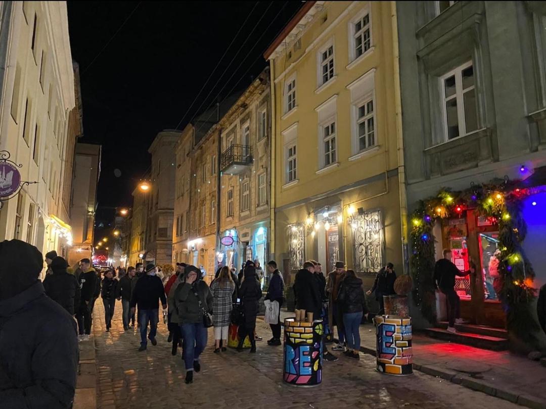 Brand New Apartment in City Center - Ferienwohnung Lwiw