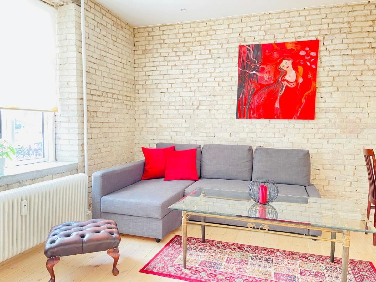 B&B Aalborg - aday - Central cozy and bright apartment - Bed and Breakfast Aalborg