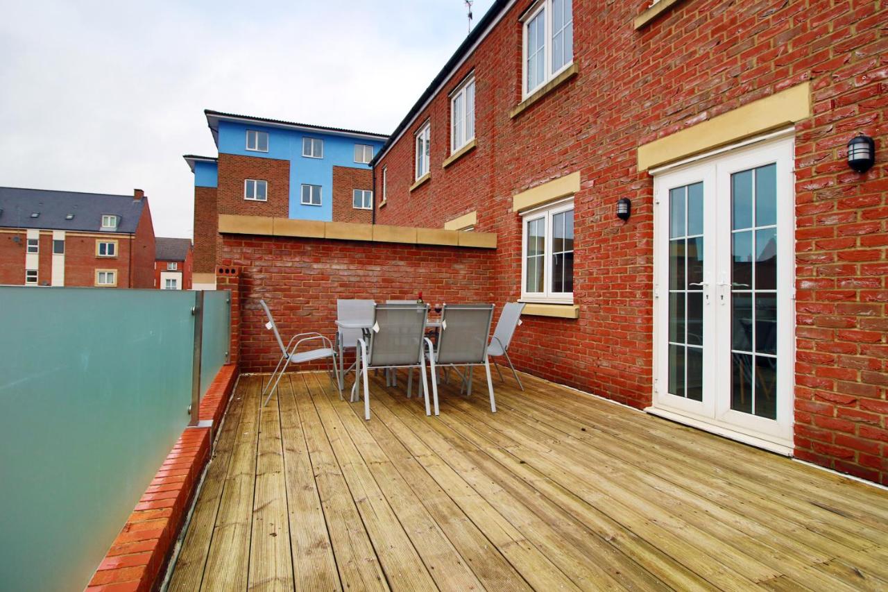 DELFT - Spacious Home, High Speed Wi-Fi, Free Parking, Terrace - B&B