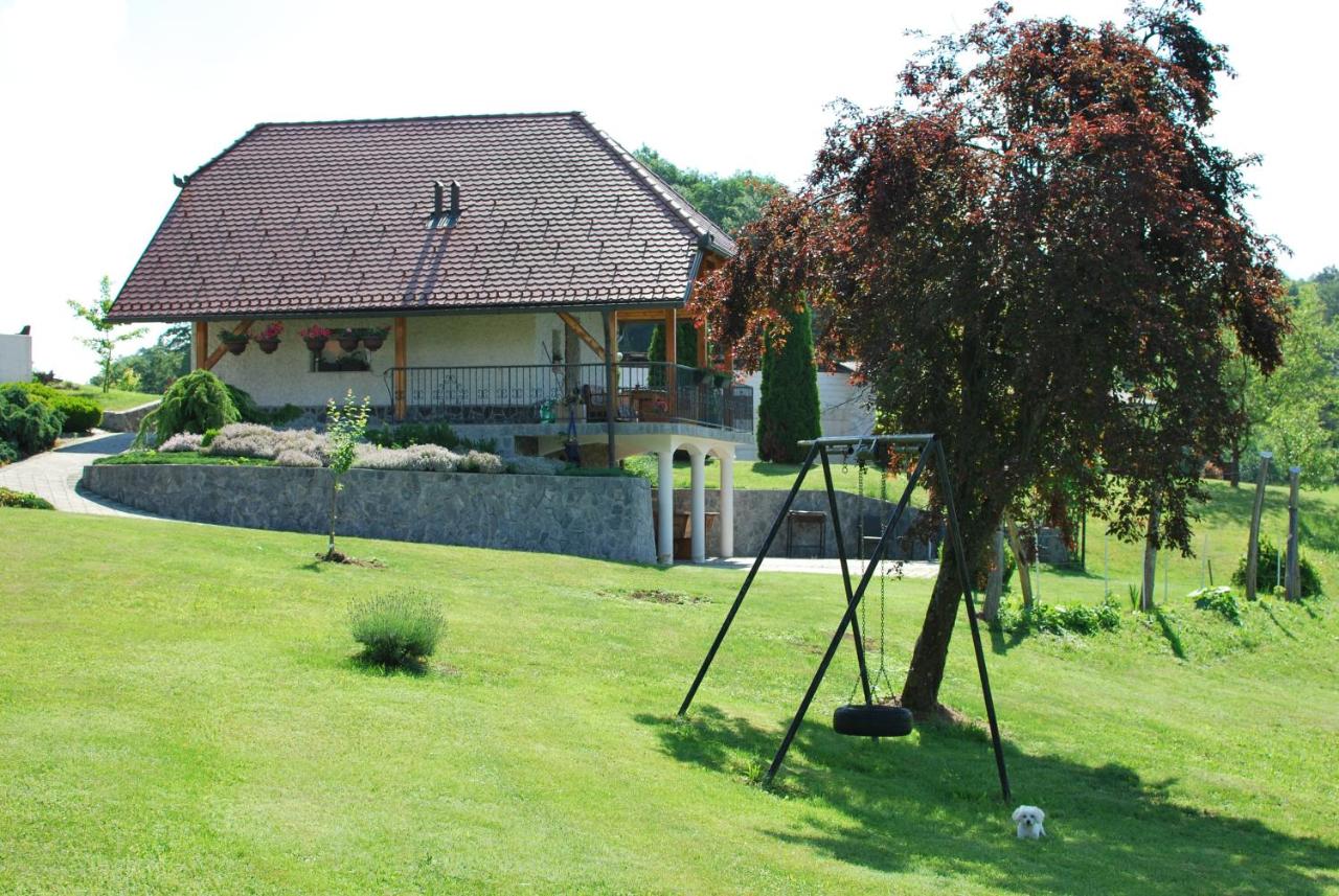 Holiday Home Dobrotin - B&B Vojnik