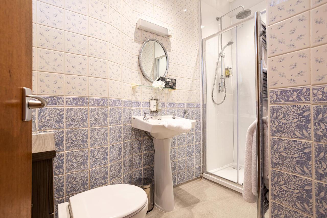 Habitación Doble con ducha - 1 o 2 camas