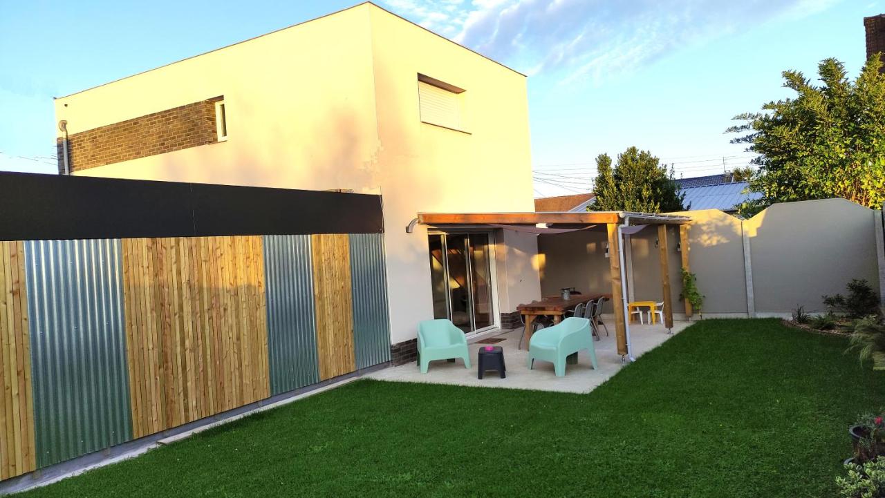 La pause au cub, maison cubique tout confort - B&B