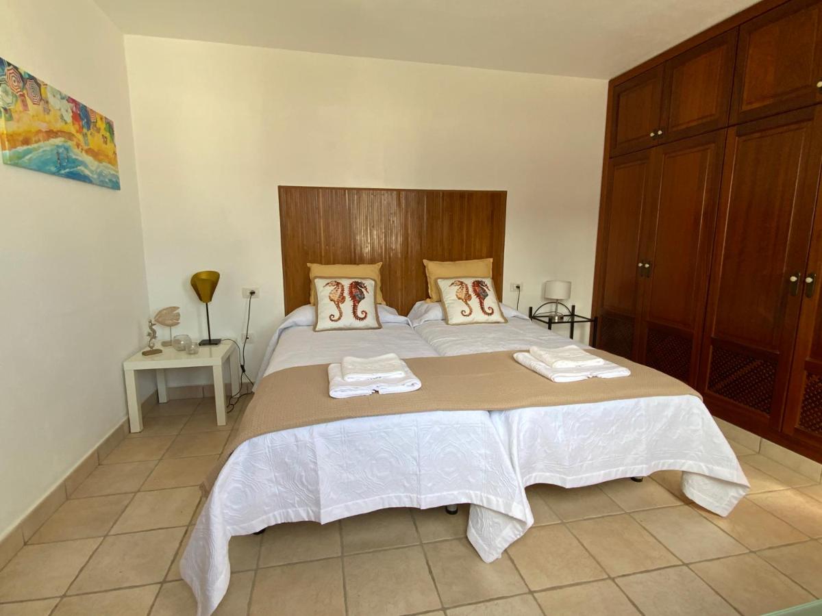 B&B Caleta de Sebo - CALIMA Holiday House - Bed and Breakfast Caleta de Sebo