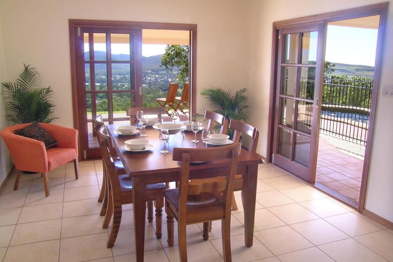 King Room with Mountain View