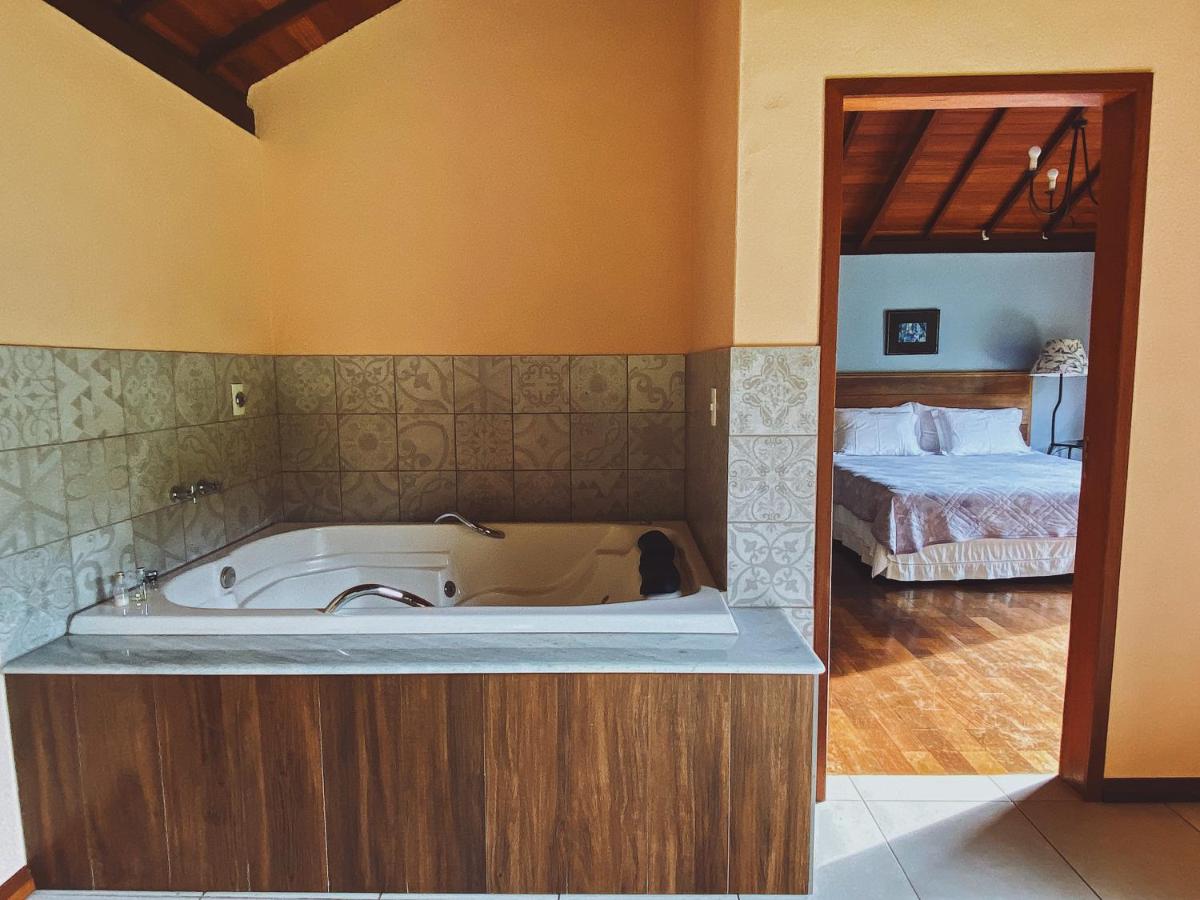 King Suite with Spa Bath