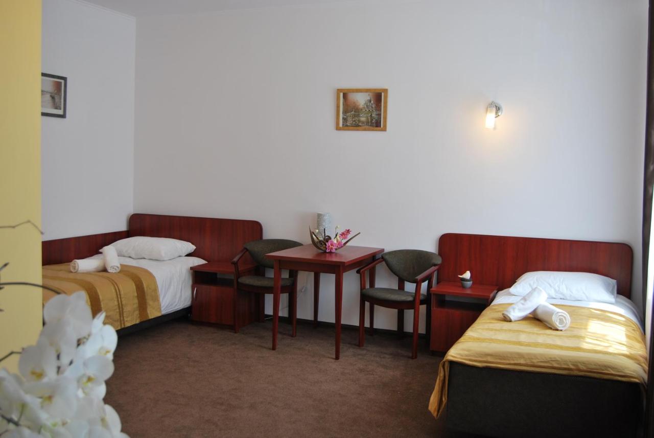 B&B Varsovia - Villa Victoria - Bed and Breakfast Varsovia