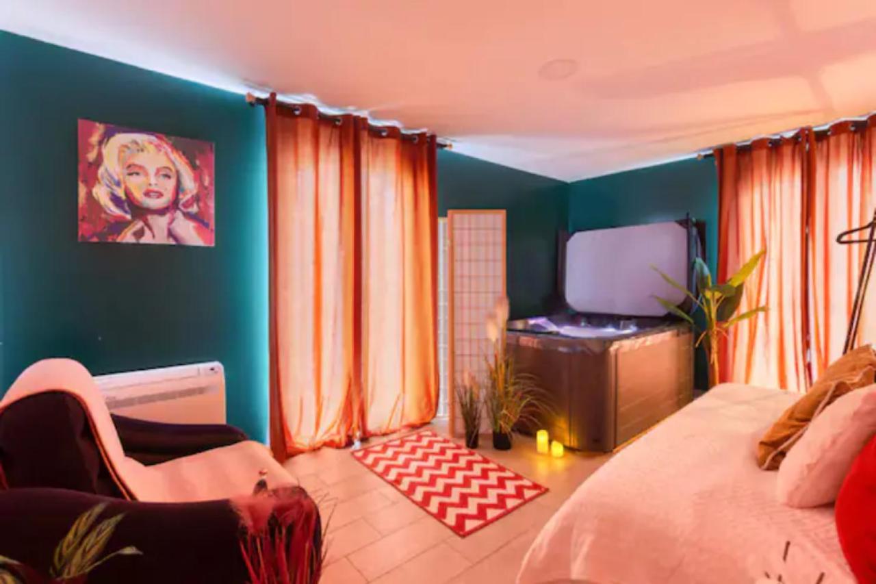 B&B Montry - Suite Marilyn Monroe & SPA - 5P - Proche Disney - Bed and Breakfast Montry