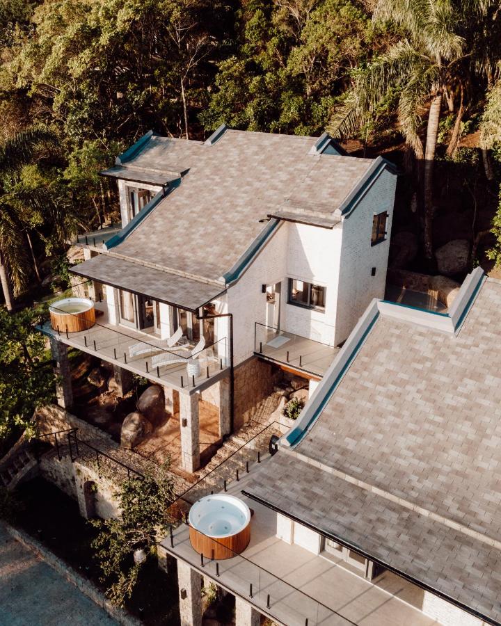 Naatooh Guest Houses - Bed and Breakfast Florianópolis