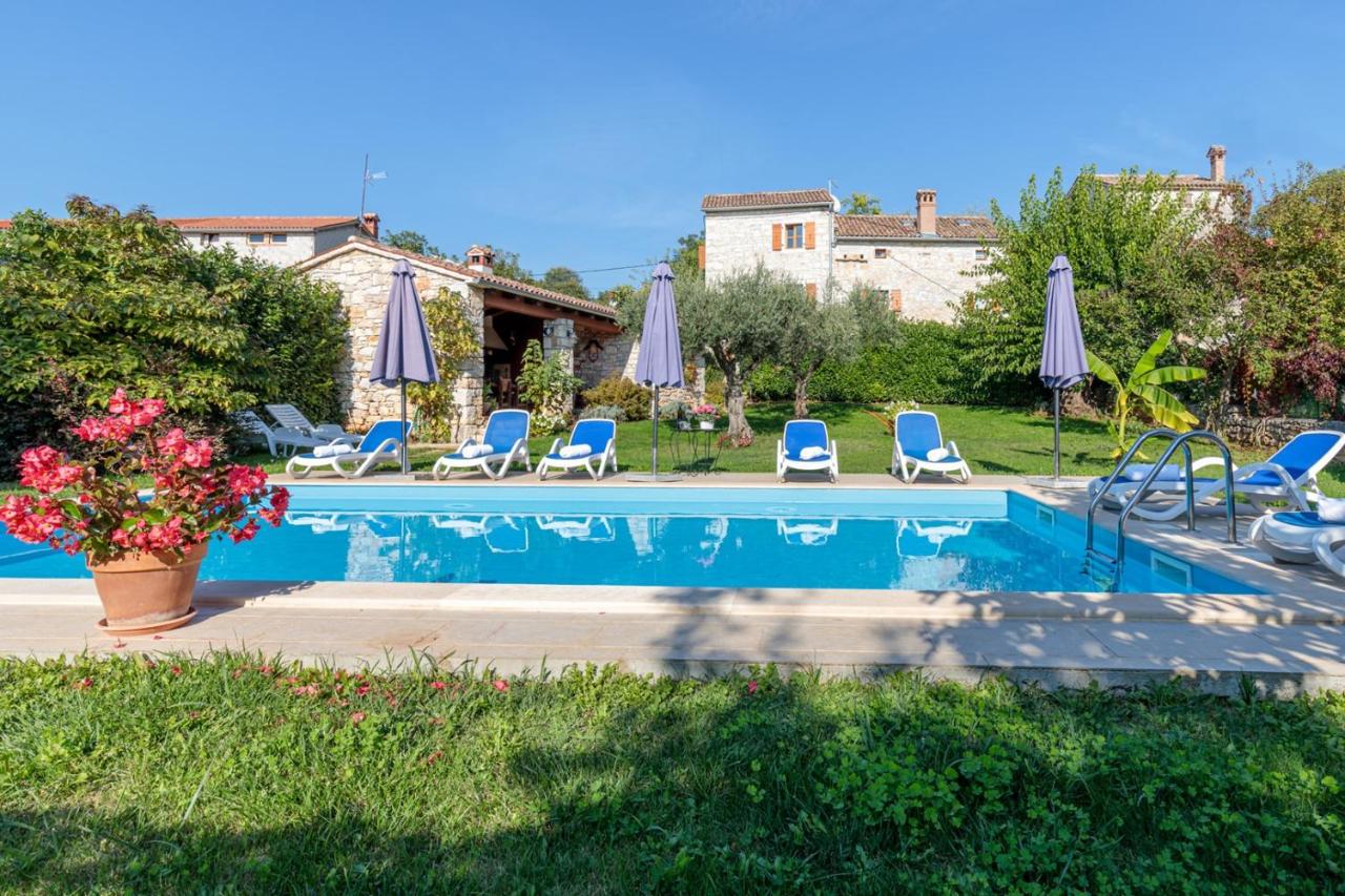 B&B Višnjan - Visignano - Holiday Home Tamaris with Pool - Bed and Breakfast Višnjan - Visignano