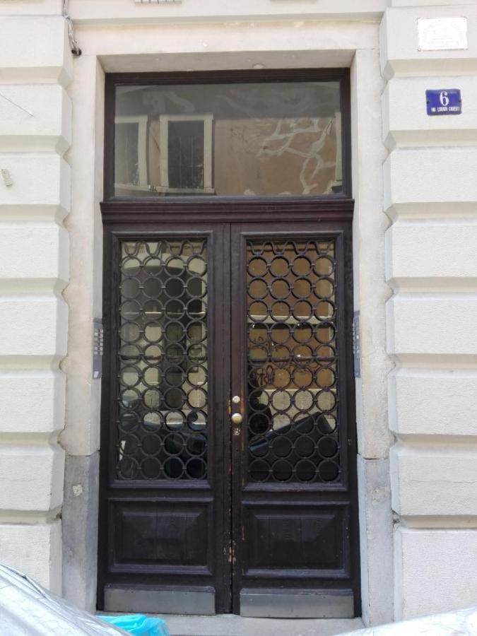 Elegante appartamento vicino alla stazione - Gold - Chambres d’hôtes Trieste