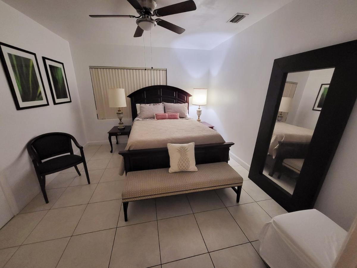 B&B Miami - Royal Poinciana Stay - Bed and Breakfast Miami