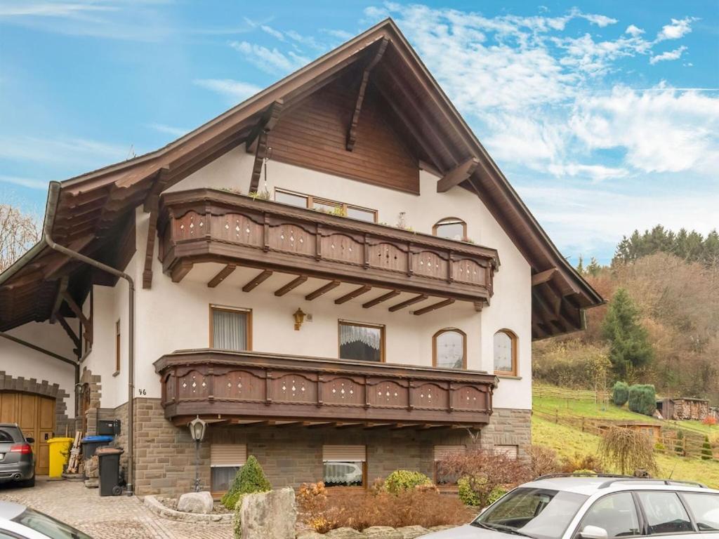 B&B Adenau - Spacious flat in Adenau near the N rburgring - Bed and Breakfast Adenau