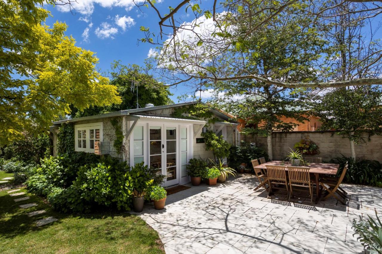 Silk Tree Studio - Steps to Cook Park - B&B