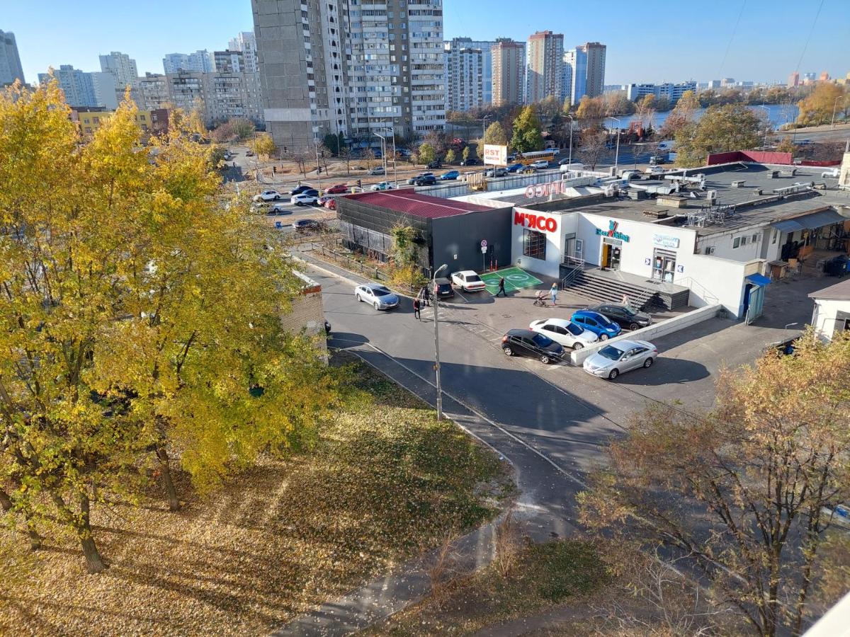 2к апартаменты ул.Ревуцкого 19/1 - Bed and Breakfast