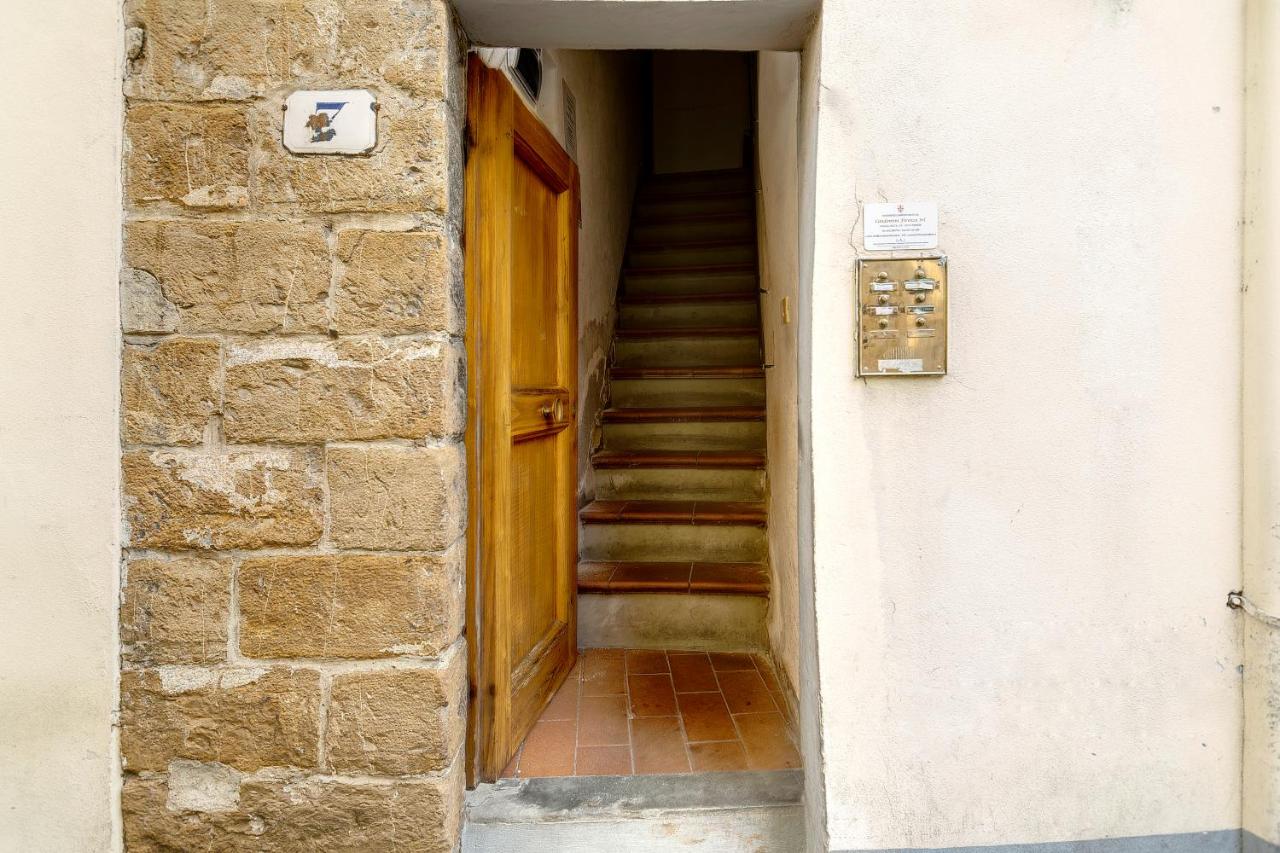 Toscanella Apartment by Mamo Florence - B&B Firenze