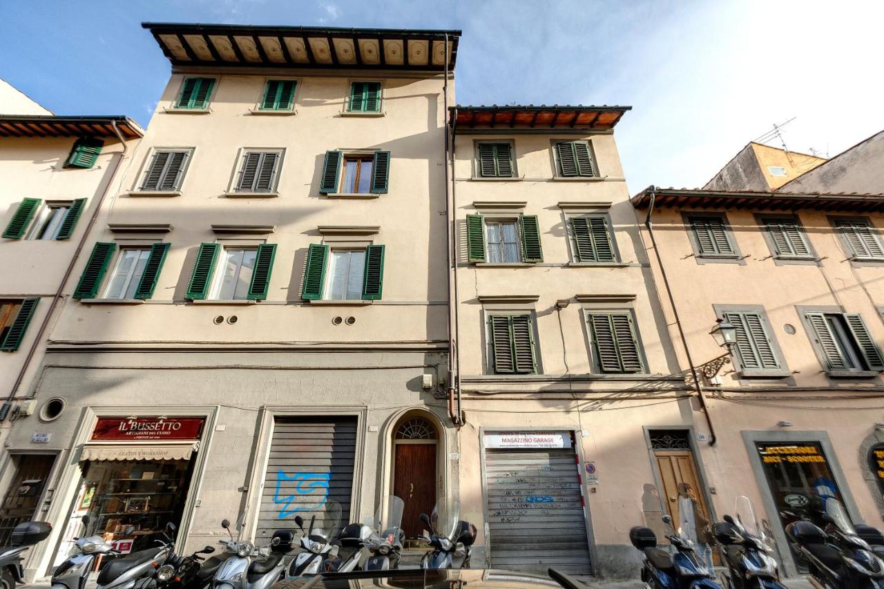 Corinne Apartment by Mamo Florence - B&B