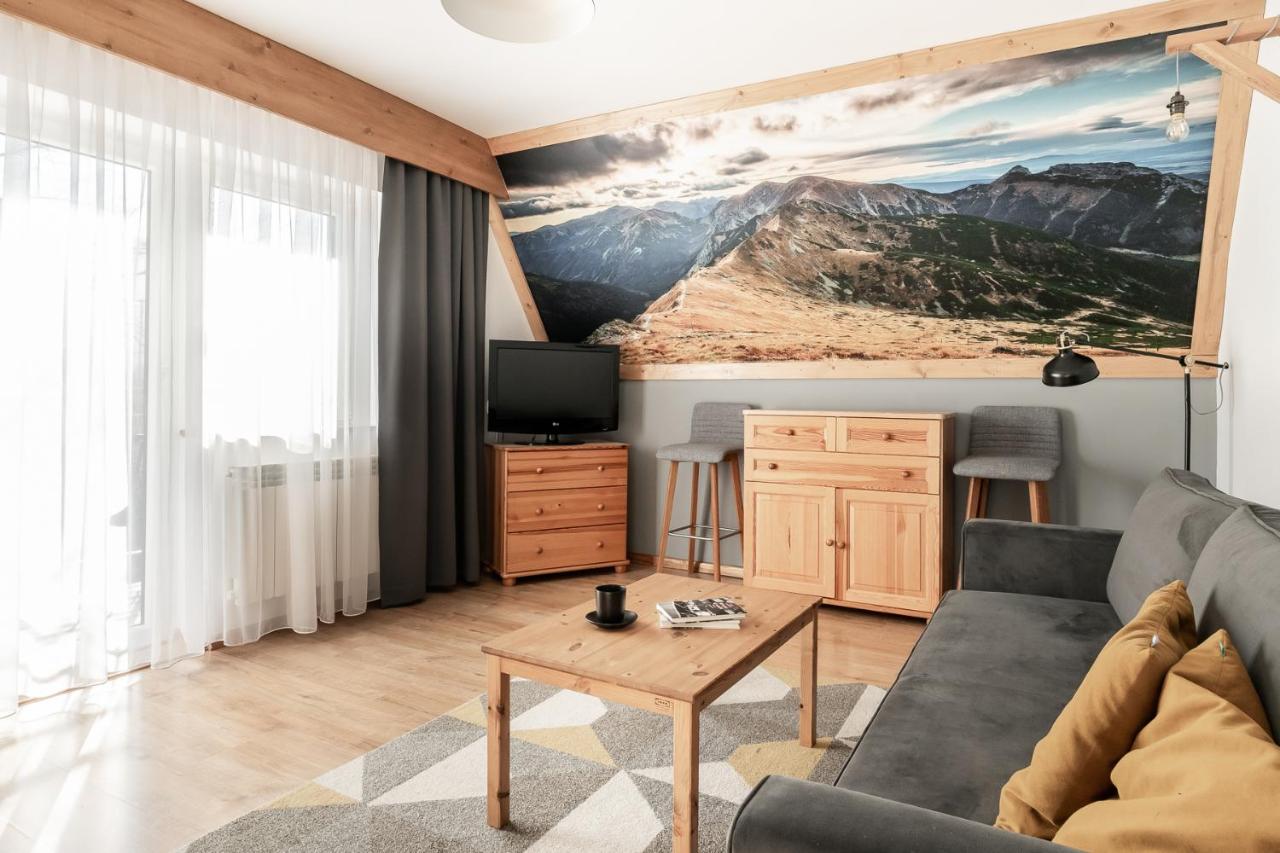 Quadruple Room with Mountain View