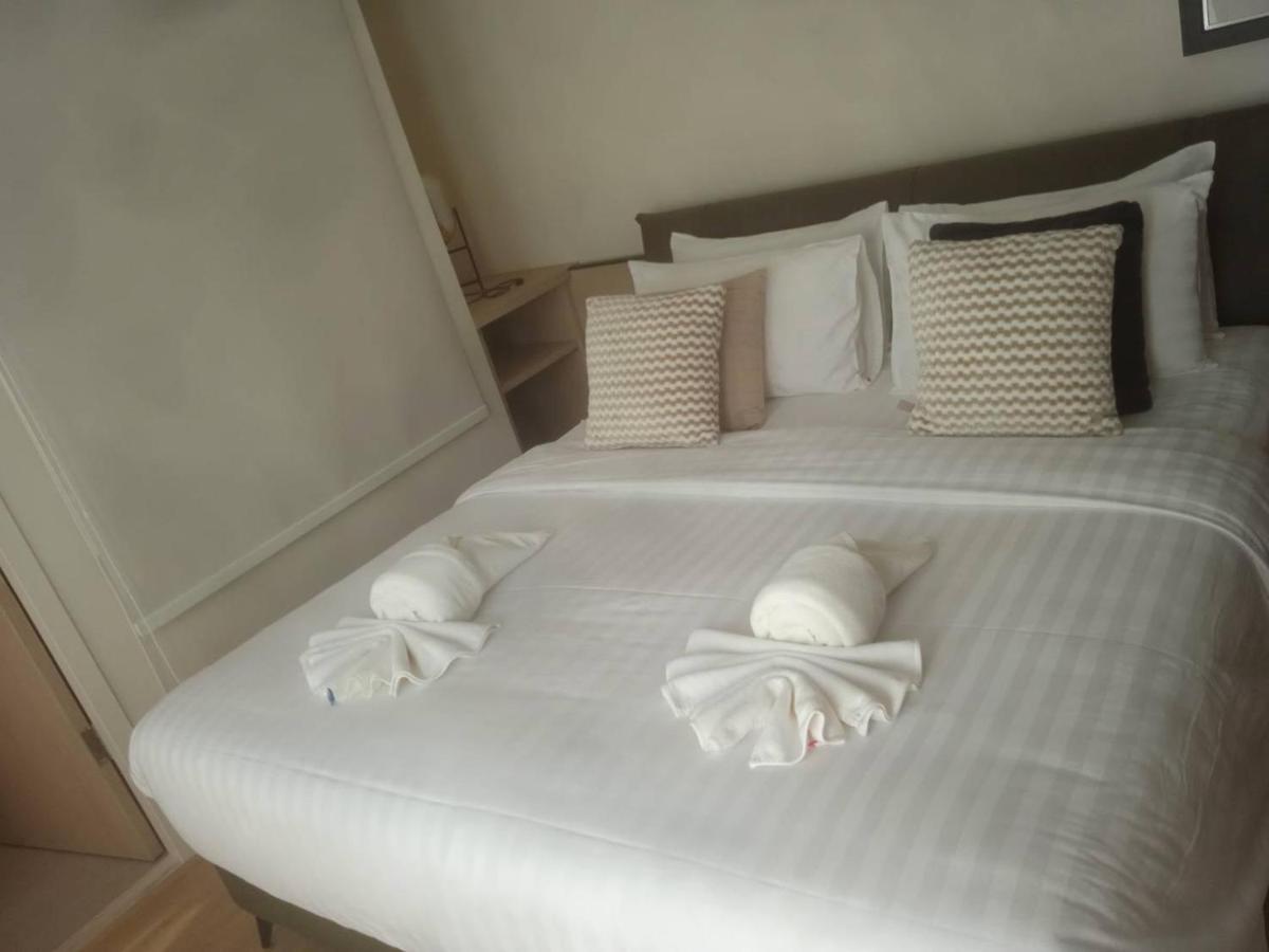 Four-Bedroom Villa