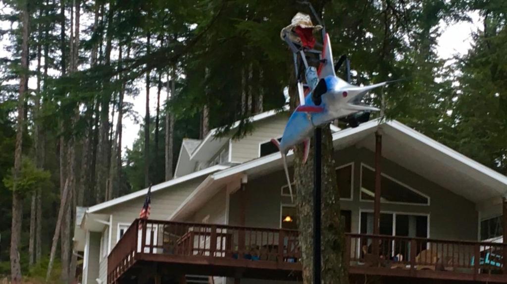 Biker's Bungalow - Near Mendenhall Glacier and Auke Bay Offering DISCOUNT ON TOURS! - Chambres d’hôtes