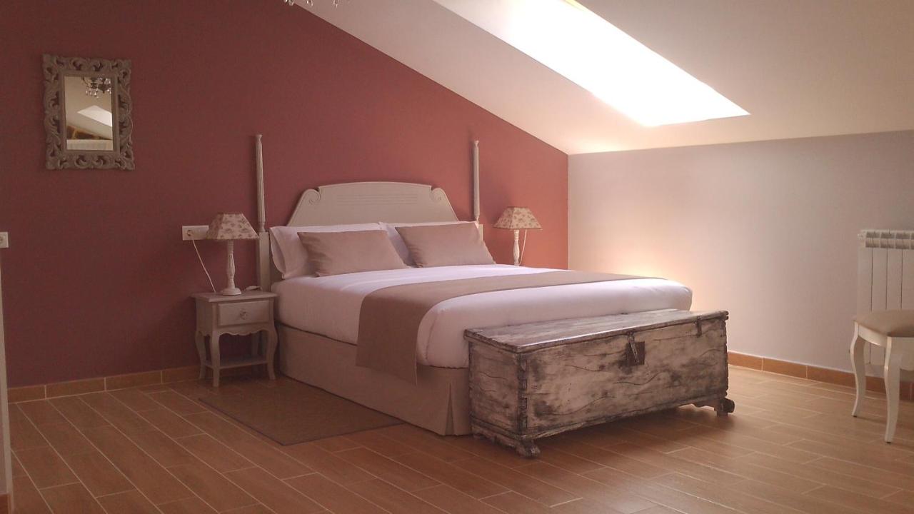 Deluxe Suite with Spa Bath