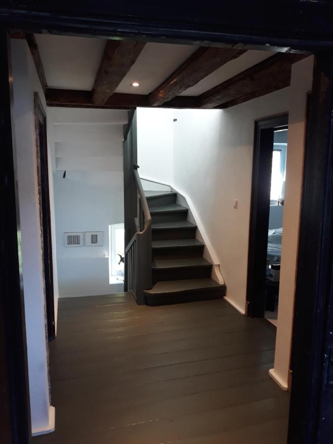 LINDE2 - B&B