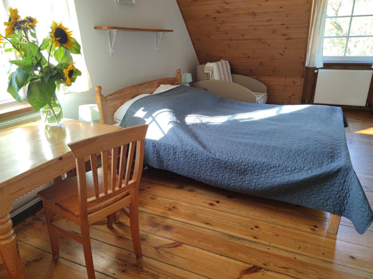 Driepersoonskamer met Eigen Badkamer