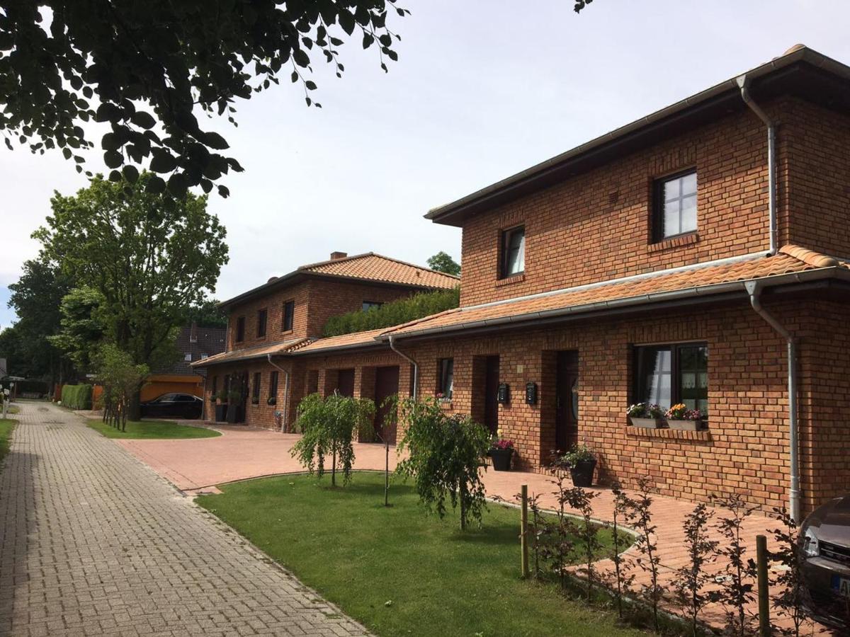 B&B Aurich - Ferienwohnung Zum Herold I - Bed and Breakfast Aurich