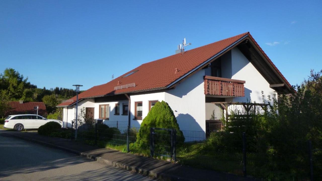 B&B Gomadingen - Ferienhaus Unteres Hart - Bed and Breakfast Gomadingen