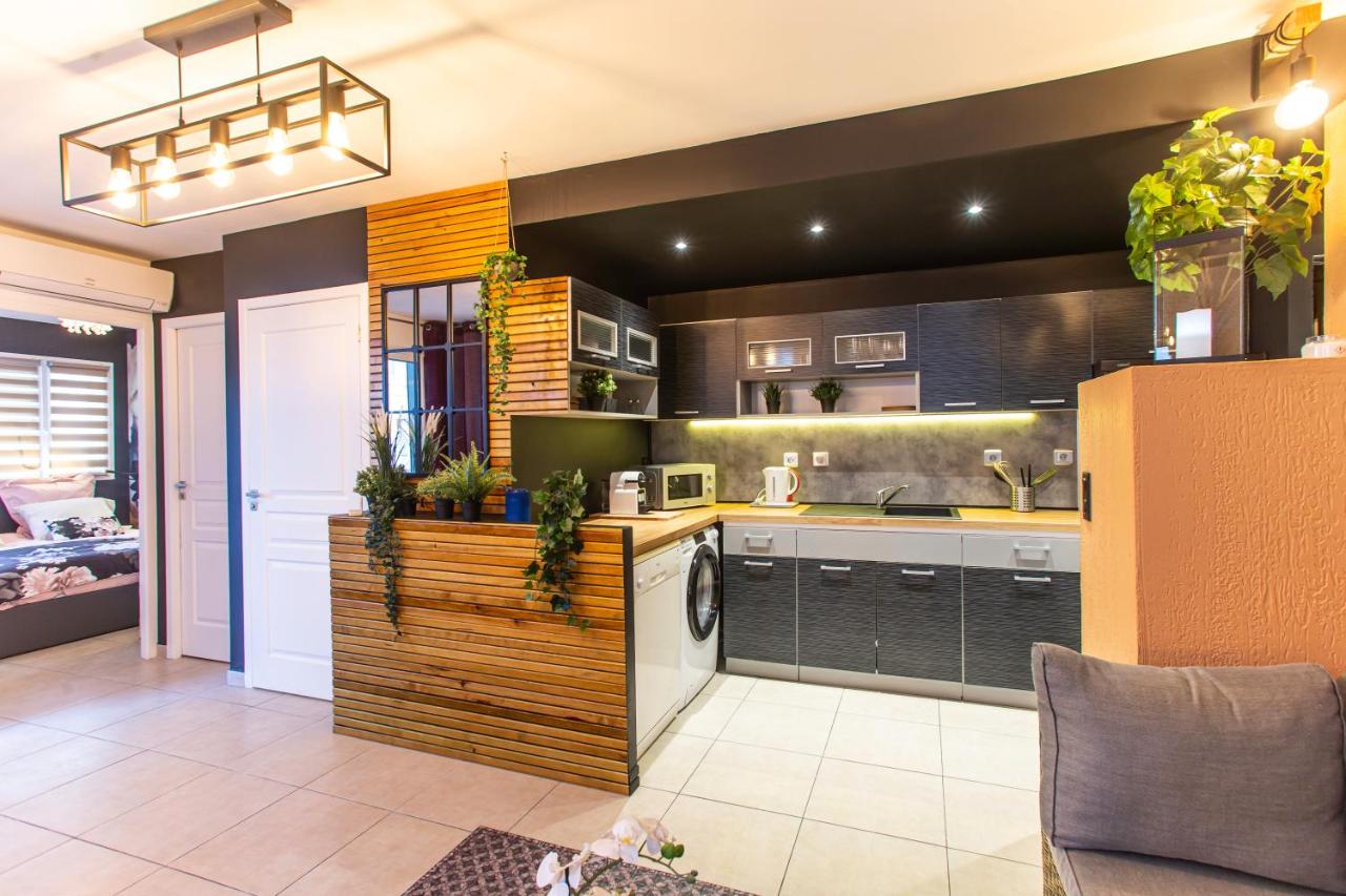 Superbe appartement - Terrasse-clim-2 chambres - B&B La Valette-du-Var