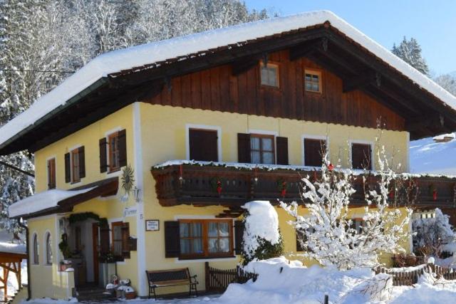 B&B Schönau am Königssee - Ferienwohnung Haus Florence - Bed and Breakfast Schönau am Königssee