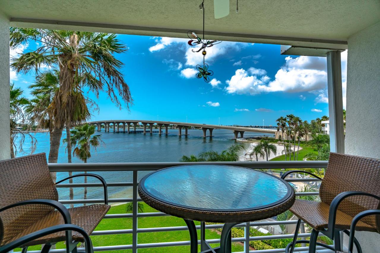 B&B St. Petersburg - Bahia Vista 9-521, 2 Bedrooms, Heated Pool, Spa, Sleeps 4, Near Beach - Bed and Breakfast St. Petersburg