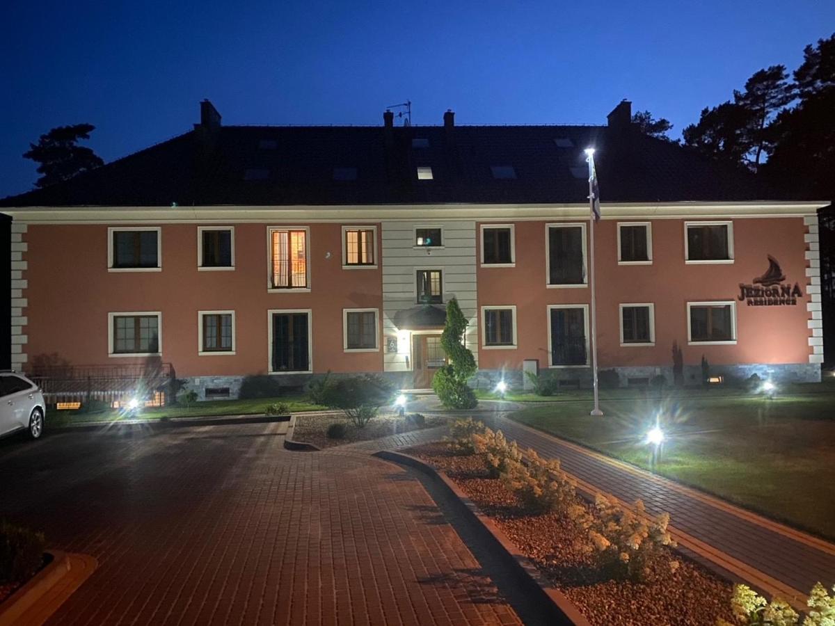 PRZYTULNY APARTAMENT Z KOMINKIEM PRZY JEZIORZE - Chambres d'hôtes Borne Sulinowo
