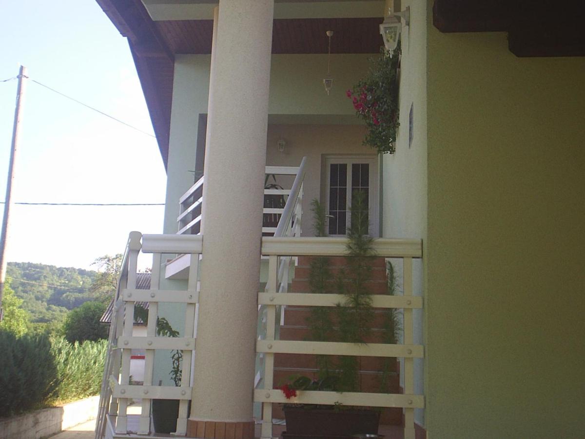 Apartments Zafran - Ferienwohnung Smoljanac