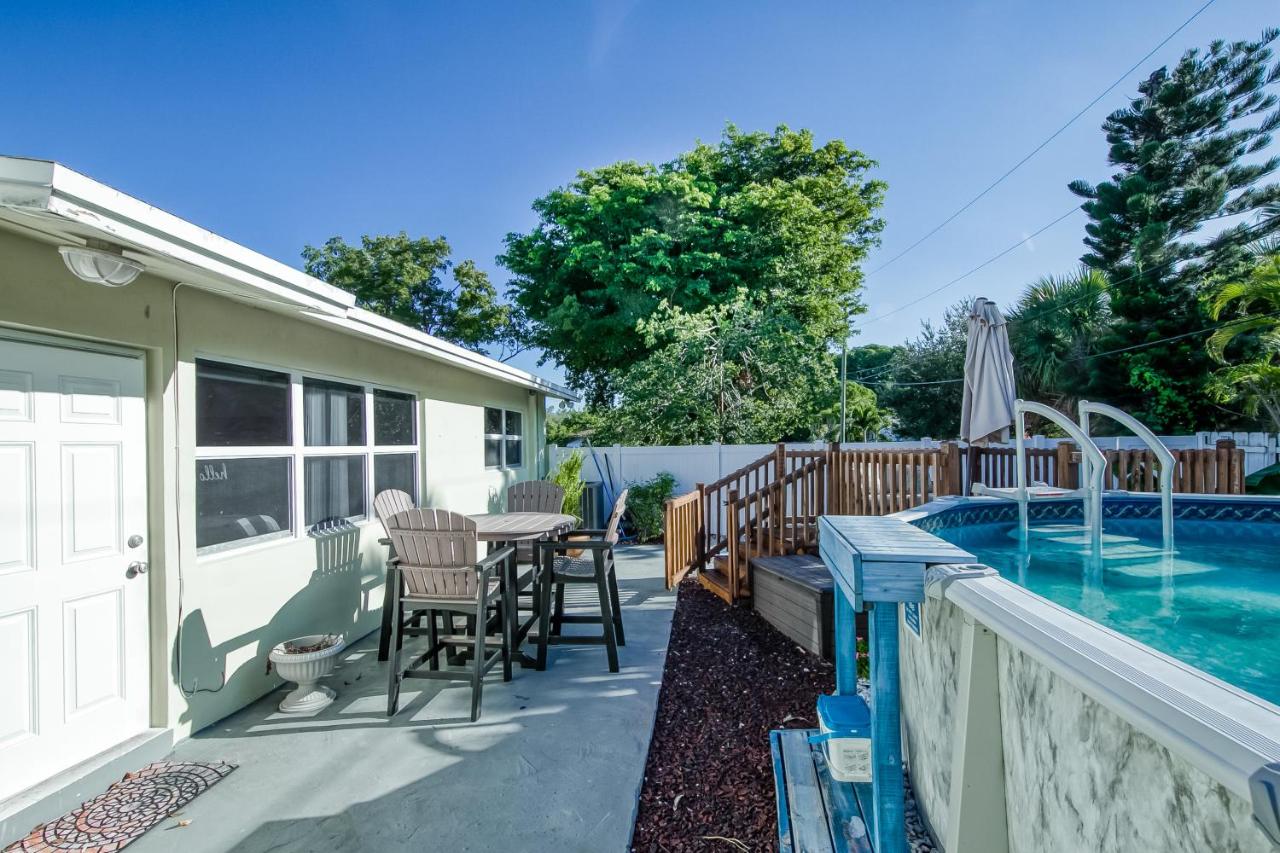 B&B Pompano Beach - Porch by the Pool - Bed and Breakfast Pompano Beach