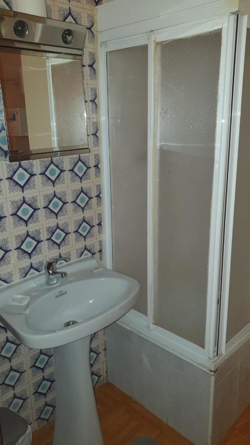 Chambre Simple avec Salle de Bains Privative